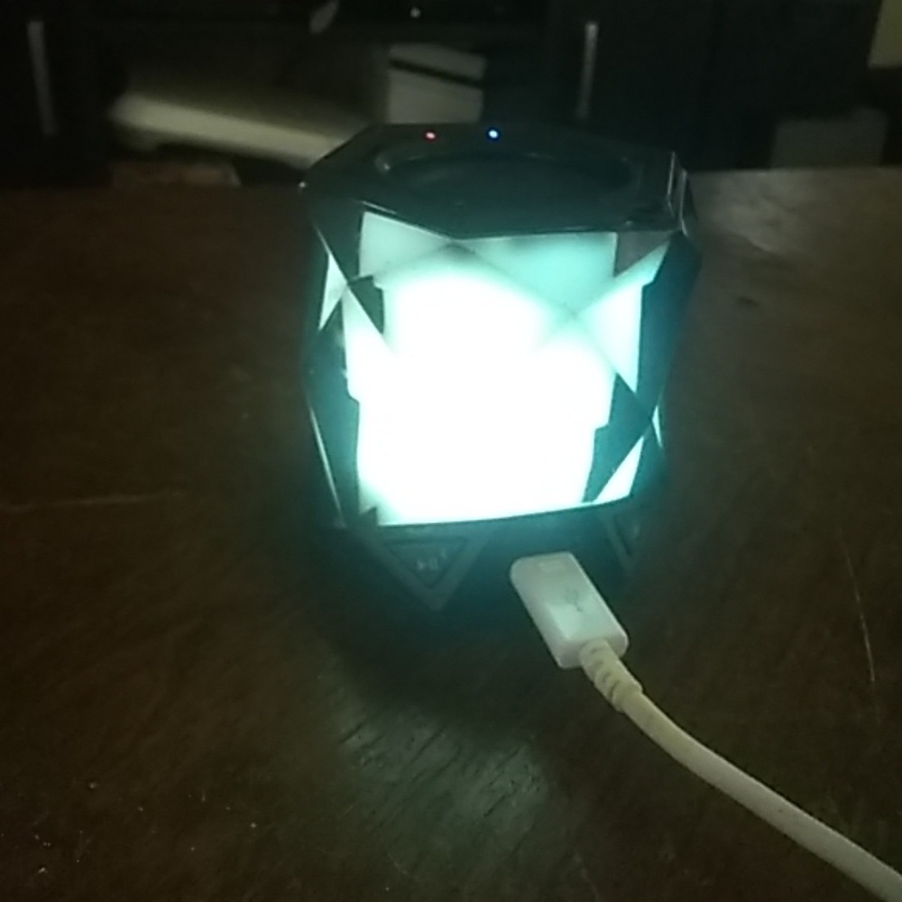 Bluetooth ihome speaker